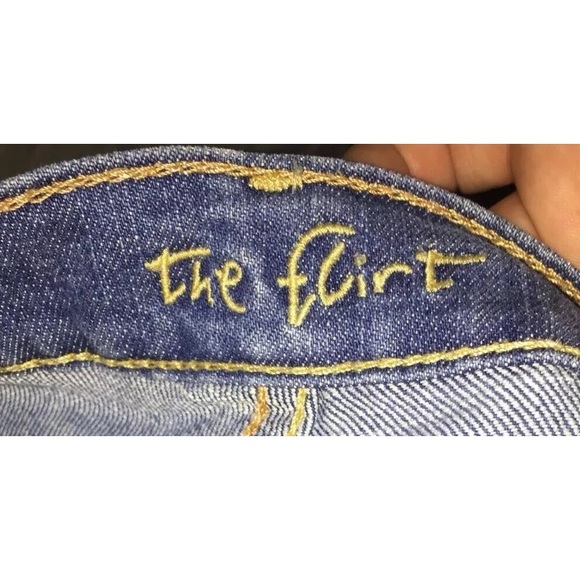 Women’s size 4 the flirt jeans - Picture 7 of 7